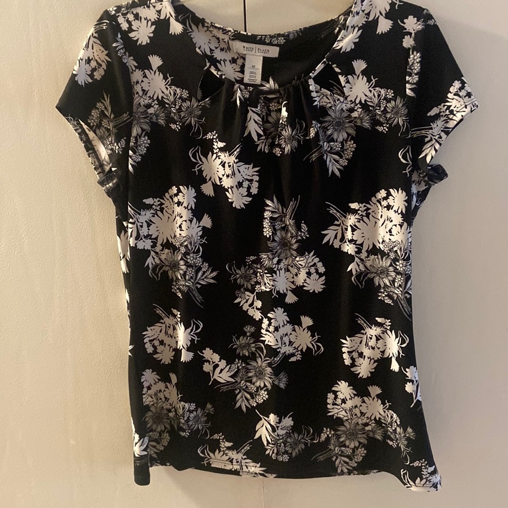 White House Black Market Top